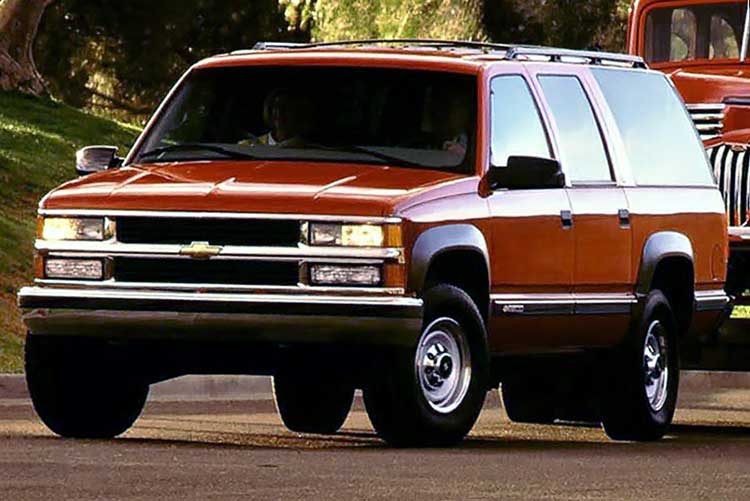 "The King of Towing" The BigBlockPowered Suburban 2500